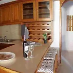 Irene's In شقة سالاكوس